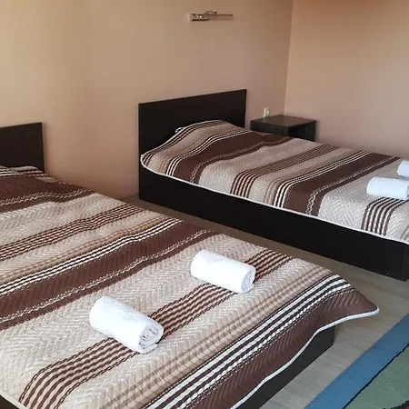 къща зорница Holiday home